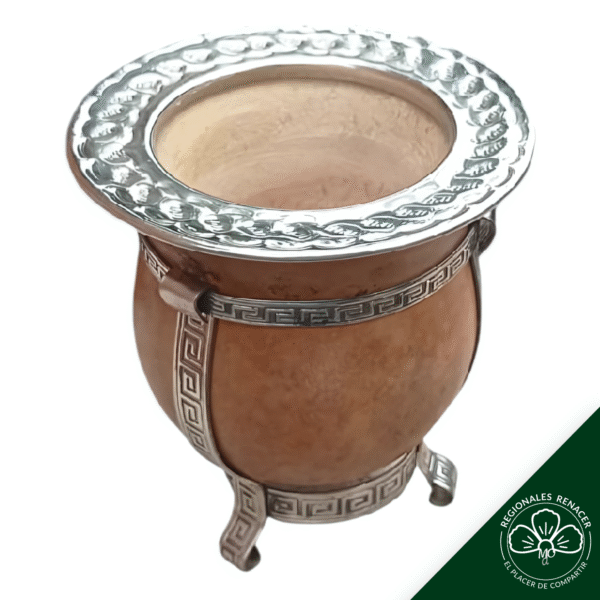 Mate Porongo criollo de alpaca con virola cincelada y base labrada